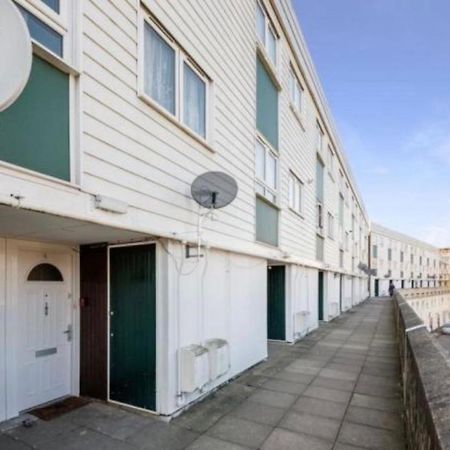 Brunswick Rooms Sutton  Bagian luar foto