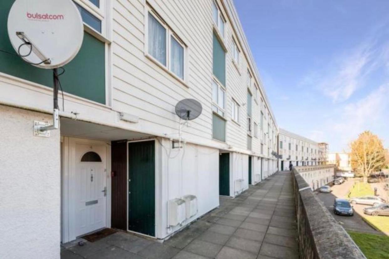 Brunswick Rooms Sutton  Bagian luar foto